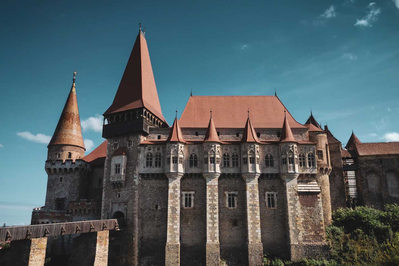 Imagine-Castelul-Corvinilor-Hunedoara-Romania